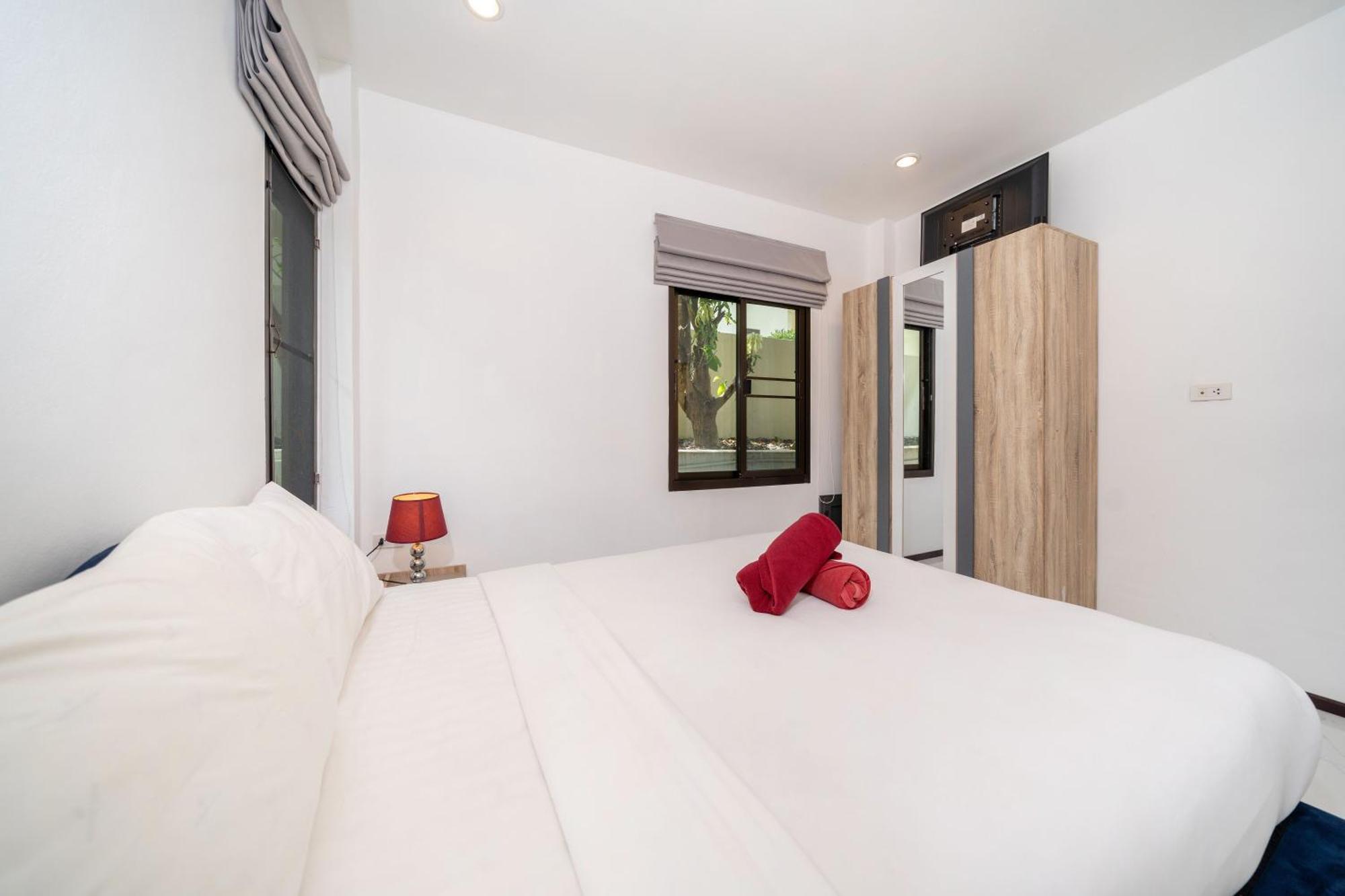 Oxavia Garden Oasis In Nai Harn - Your Private Tropical Garden With 3 Cabins And Jacuzzi Rawai Bagian luar foto