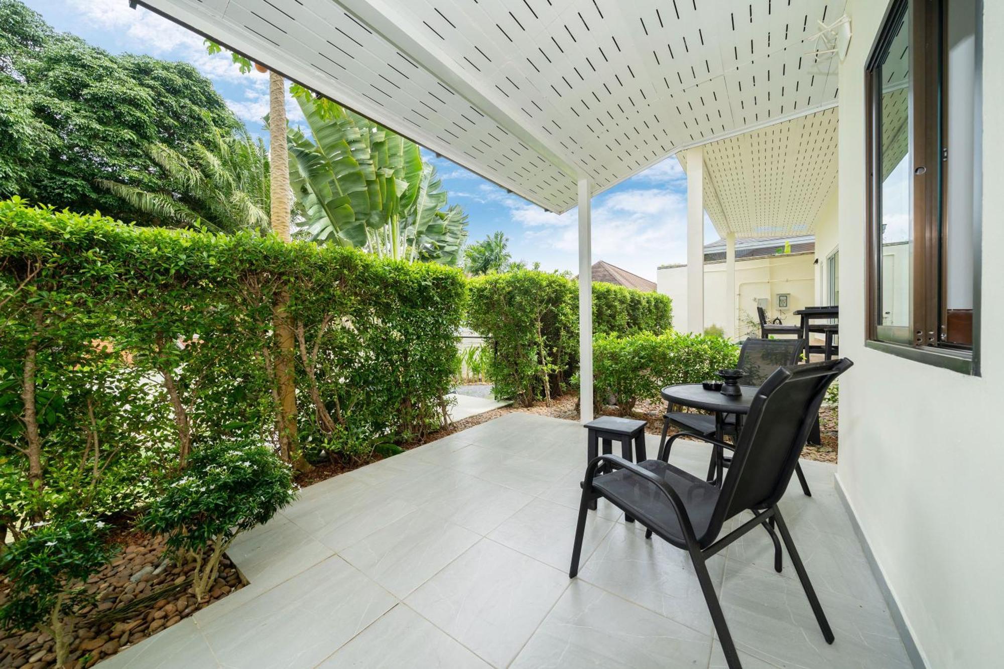 Oxavia Garden Oasis In Nai Harn - Your Private Tropical Garden With 3 Cabins And Jacuzzi Rawai Bagian luar foto