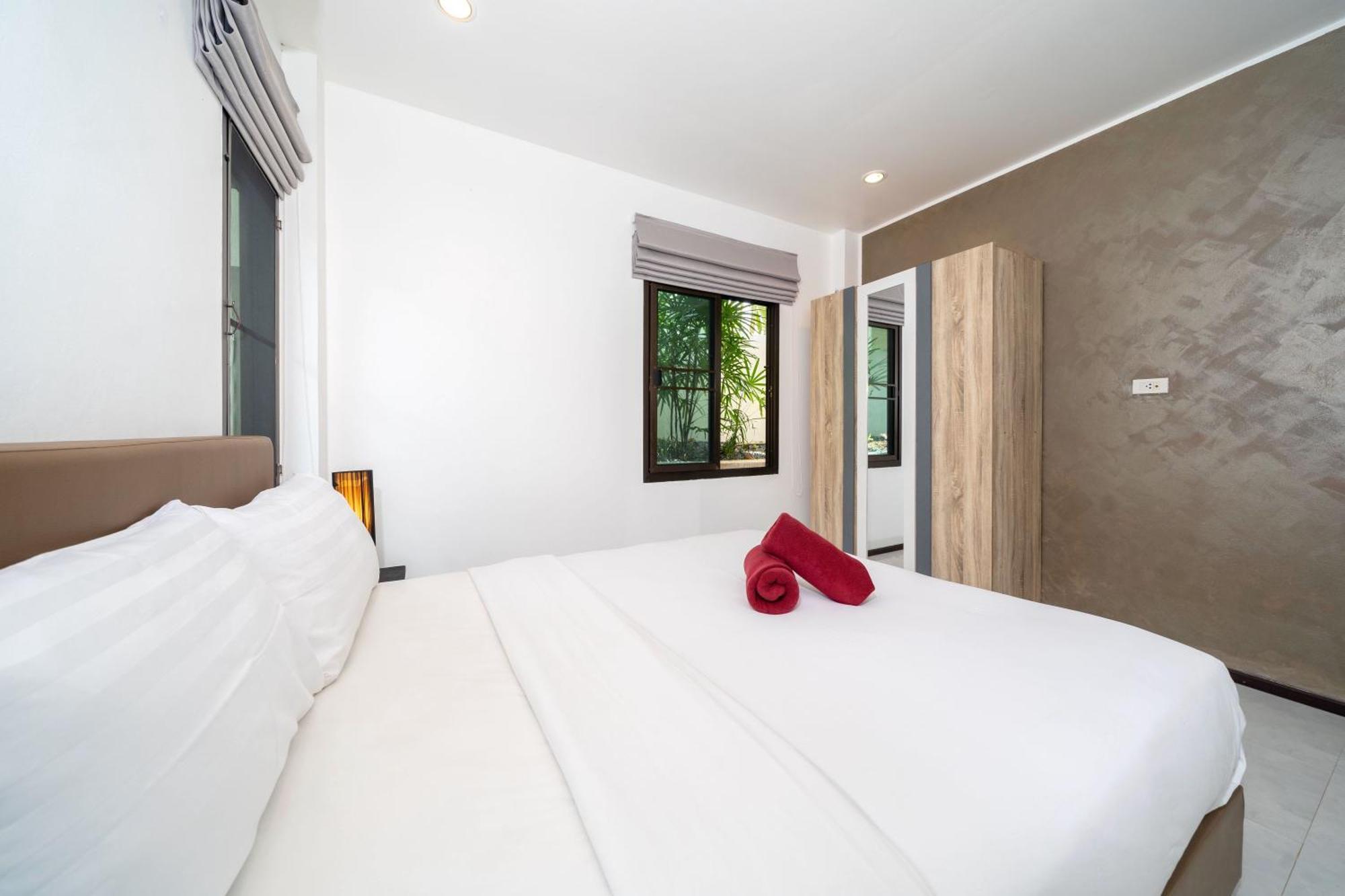 Oxavia Garden Oasis In Nai Harn - Your Private Tropical Garden With 3 Cabins And Jacuzzi Rawai Bagian luar foto