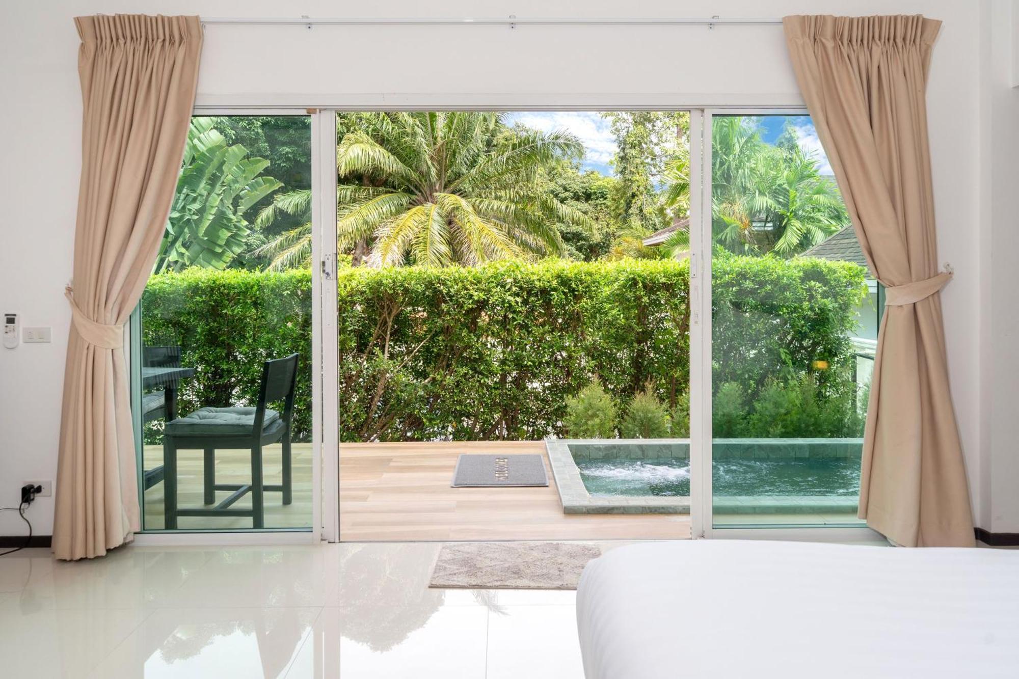 Oxavia Garden Oasis In Nai Harn - Your Private Tropical Garden With 3 Cabins And Jacuzzi Rawai Bagian luar foto