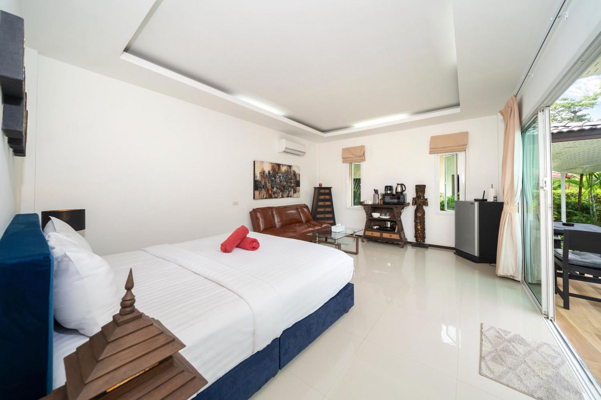 Oxavia Garden Oasis In Nai Harn - Your Private Tropical Garden With 3 Cabins And Jacuzzi Rawai Bagian luar foto