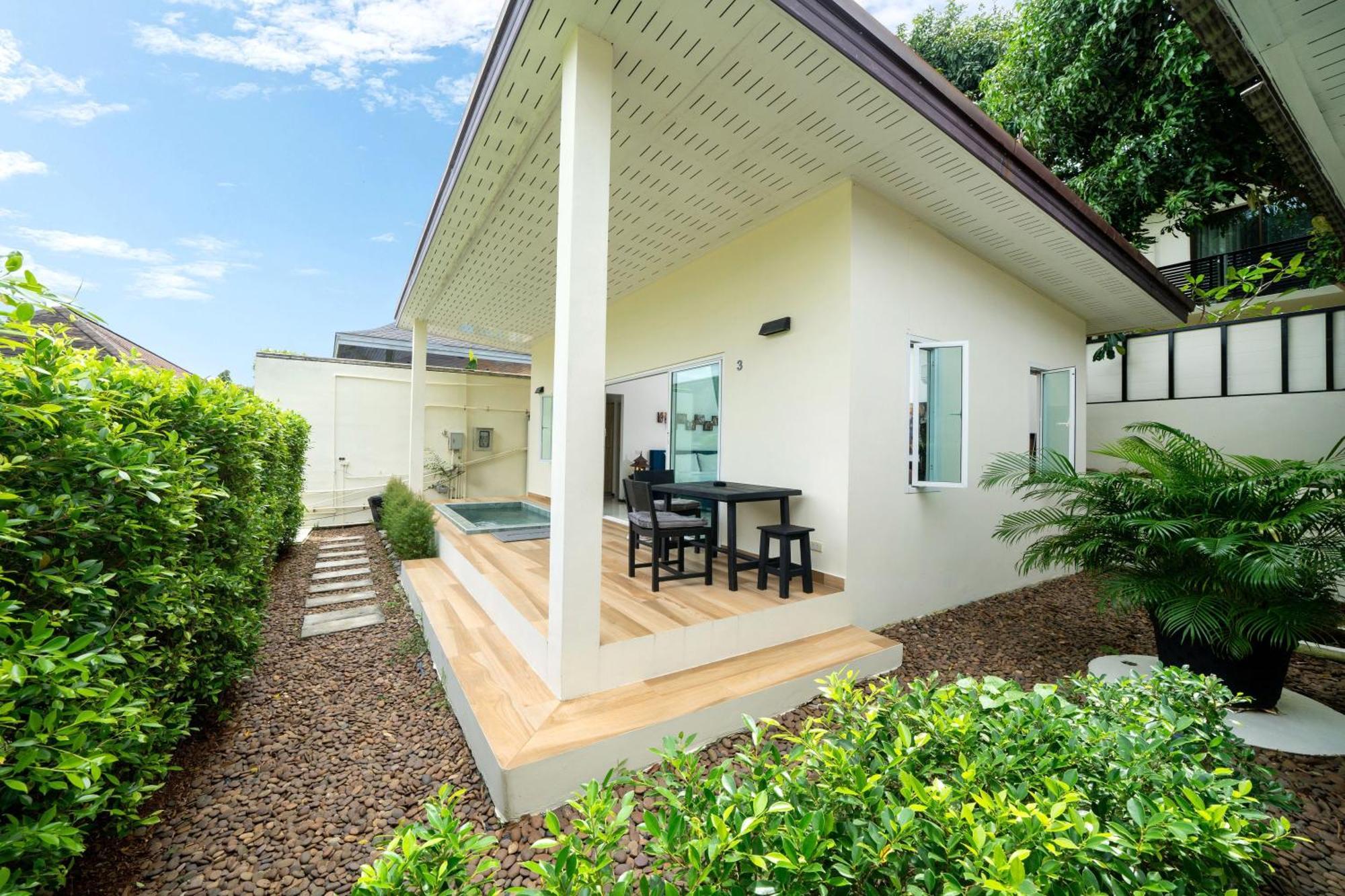 Oxavia Garden Oasis In Nai Harn - Your Private Tropical Garden With 3 Cabins And Jacuzzi Rawai Bagian luar foto