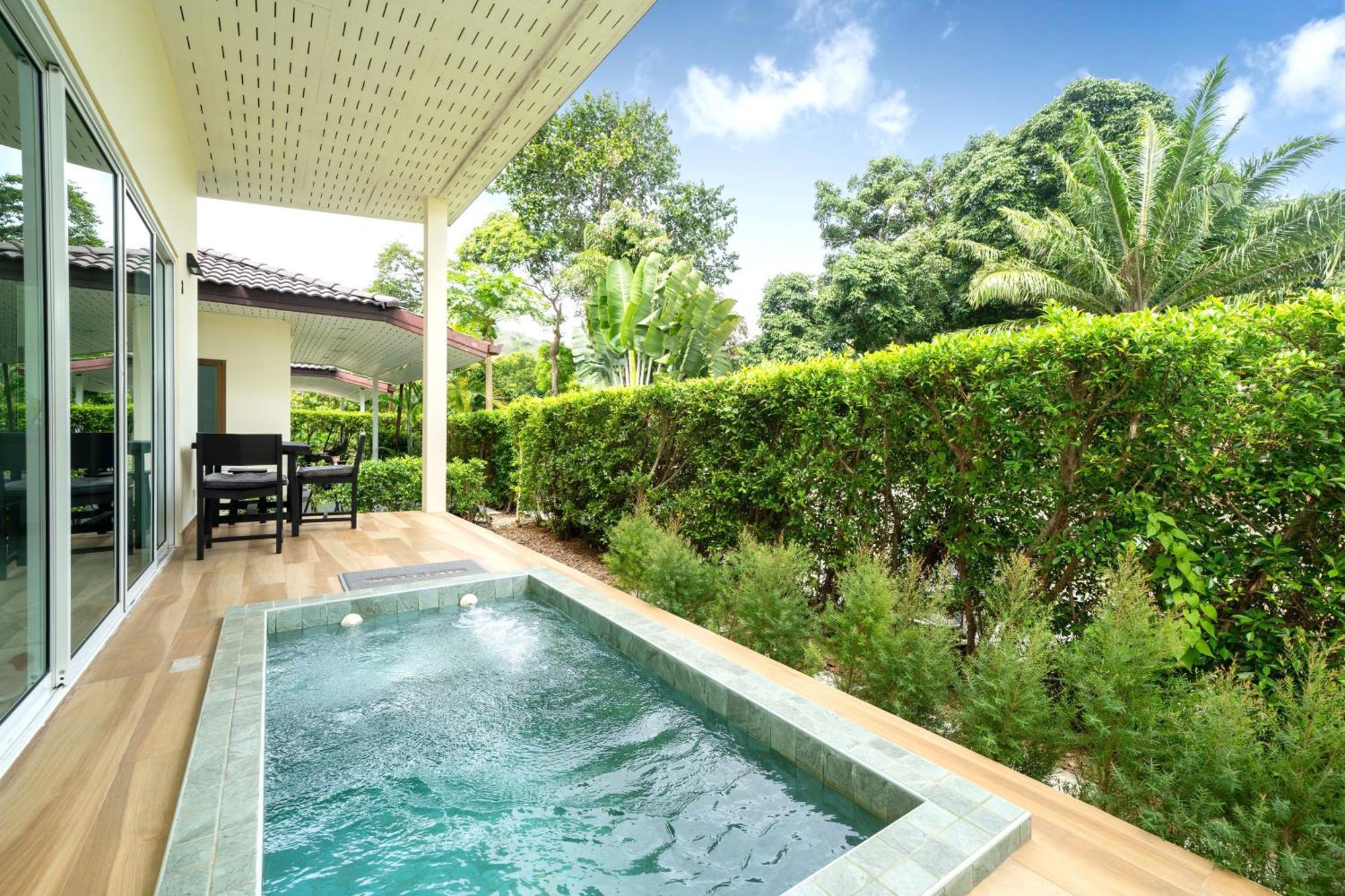 Oxavia Garden Oasis In Nai Harn - Your Private Tropical Garden With 3 Cabins And Jacuzzi Rawai Bagian luar foto