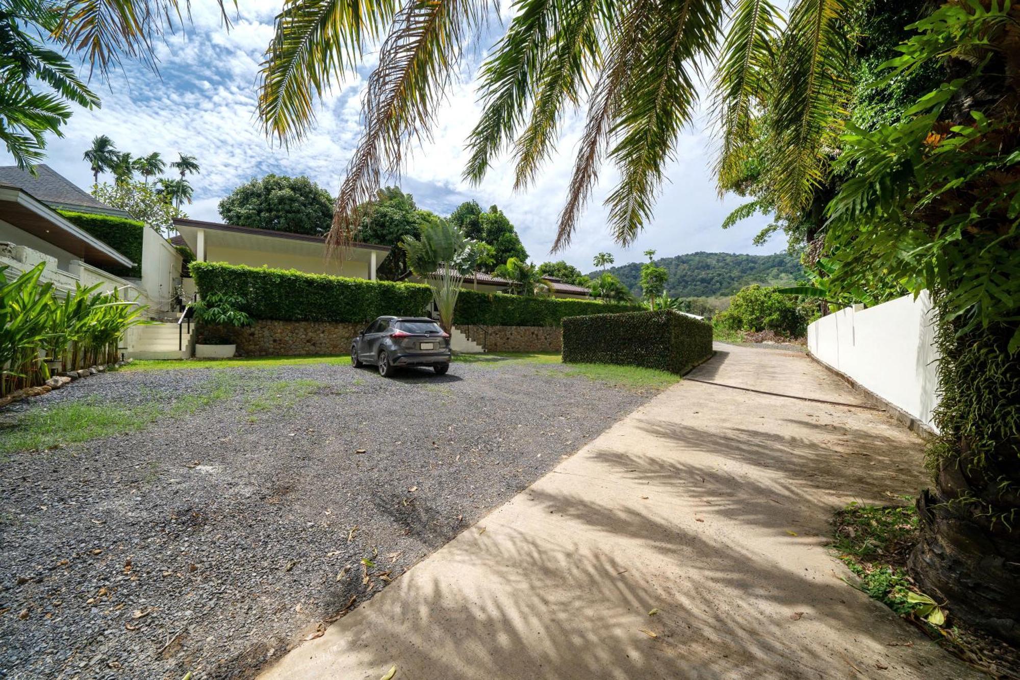 Oxavia Garden Oasis In Nai Harn - Your Private Tropical Garden With 3 Cabins And Jacuzzi Rawai Bagian luar foto